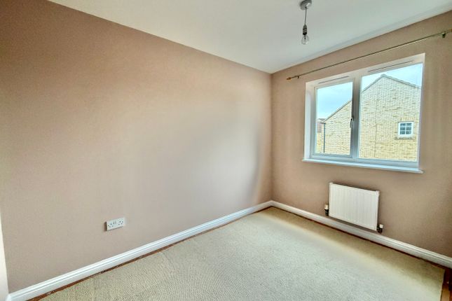 Chapman Way, Eynesbury photo 4