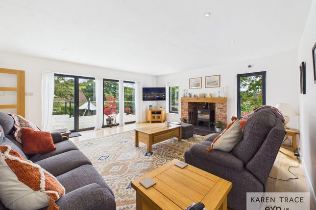 26, Sawles Road, St. Austell photo 4