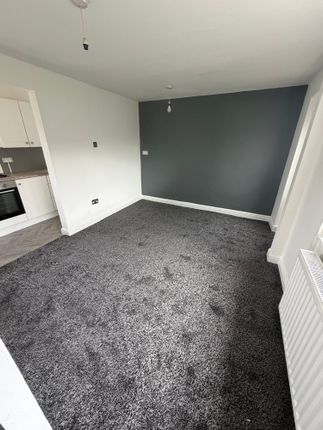 18, Hatfield Road, Newton Aycliffe photo 4