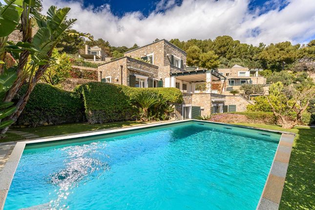 Villa for sale in Via Aurora, Andora, Liguria