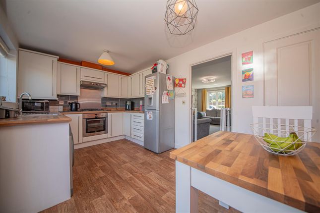14, Dakota Way, Eastleigh photo 4