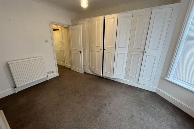 F1, 57, Bayford Road, Littlehampton photo 3