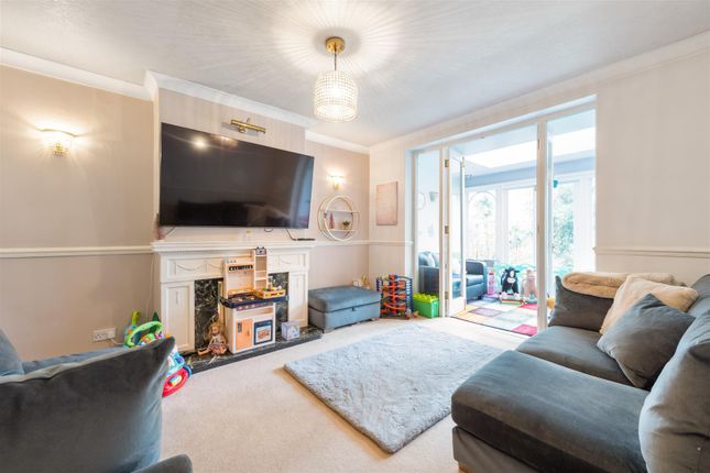 Semi-detached house to rent in Kingslea Road, Shirley, Solihull