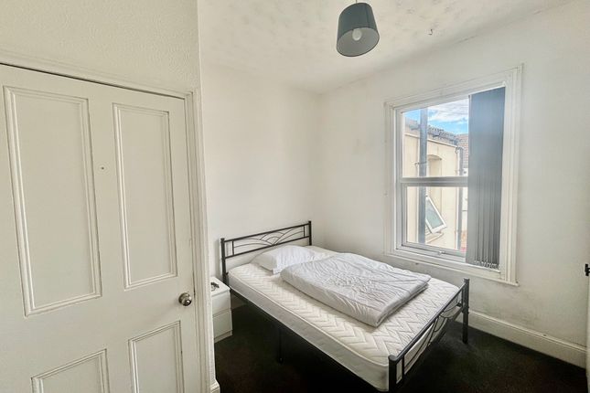 Bedroom I, Stockton-on-Tees photo 4