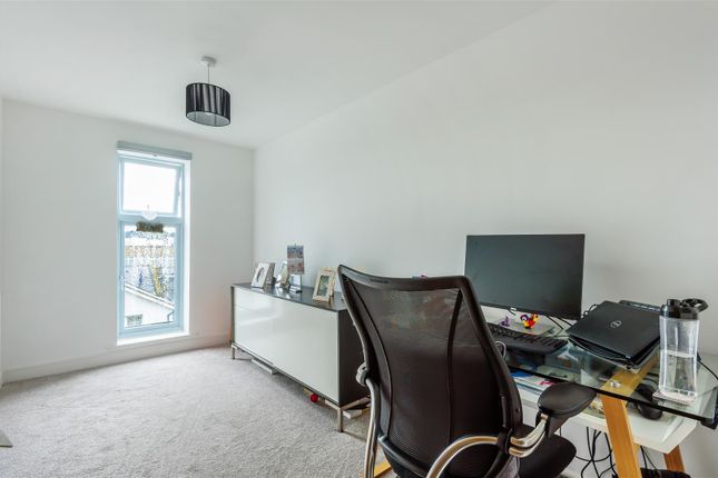 Flat to rent in Church Street, Maidstone