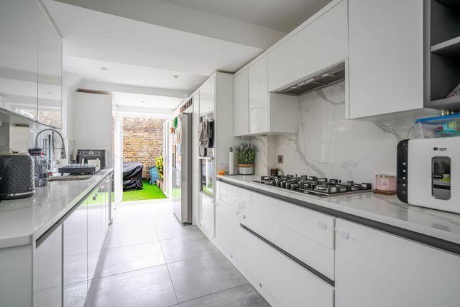 15 Temple Road, Windsor photo 2