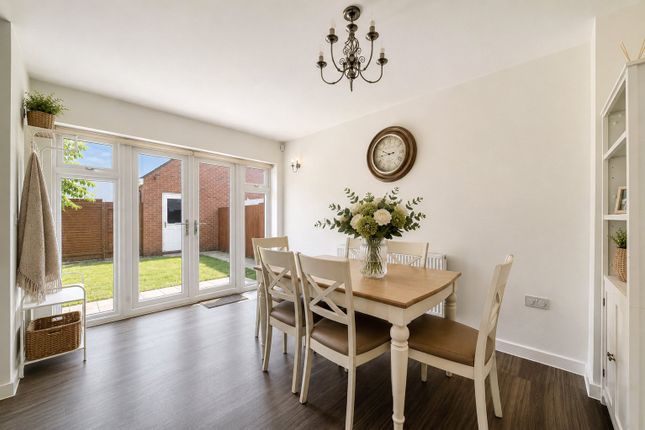 21, Dutchbarn Lane, Topsham photo 3