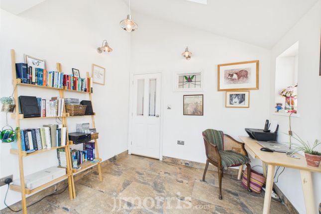 Study/Reading Area