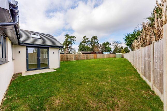 10 Fletcher Close, Norwich photo 2