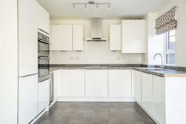 15, Heathside, York photo 2