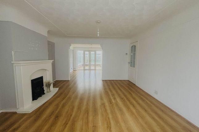 50, Cherryfield Drive, Liverpool photo 4