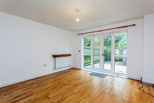 9, Forest Mews, Horsham photo 4