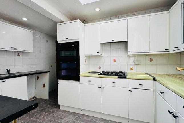 106, Humberstone Road, Plaistow photo 5