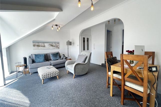 Flat 9 Islay Court 21-22,, Victoria Street, Pembrokeshire photo 2