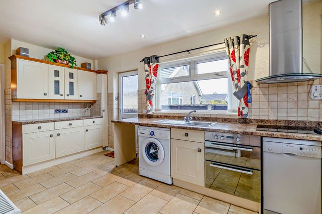 11, The Close, Branton, Doncaster photo 3