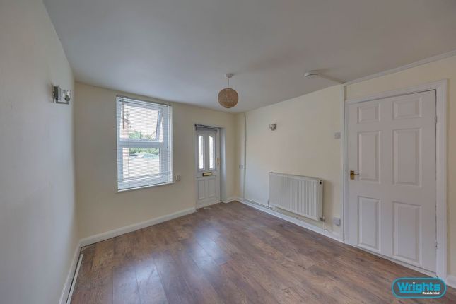 111, Warminster Road, Westbury photo 4