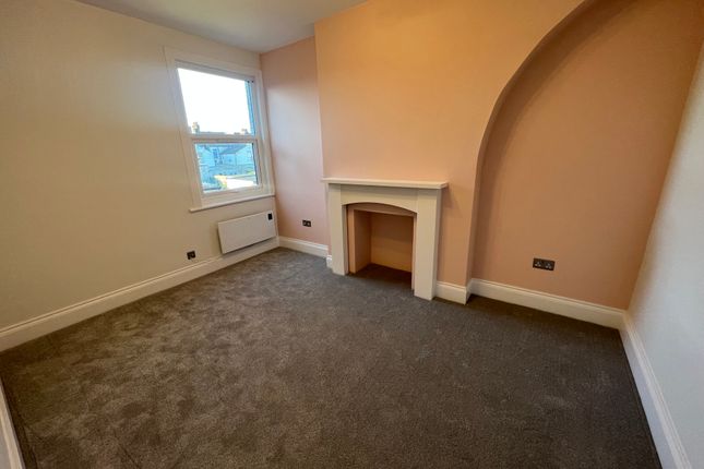 18A, St. Johns Road, Southall photo 4