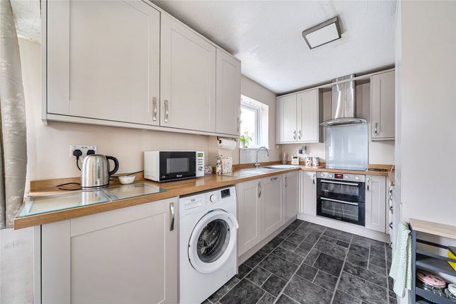 63, Sunnymead, Crediton photo 3