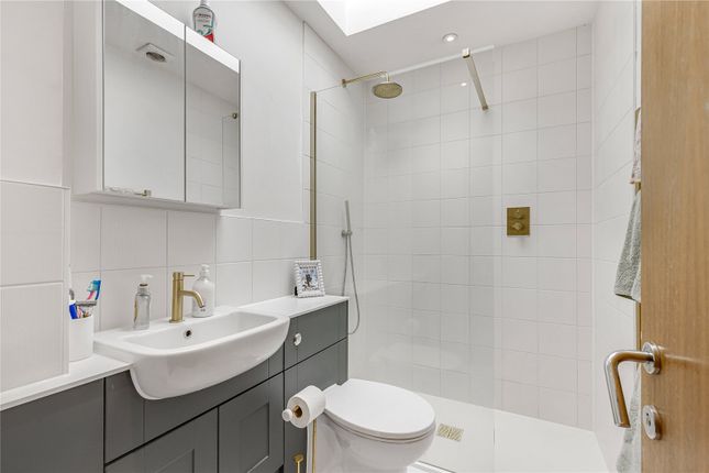Flat 12, 9-10, College Terrace, London photo 4