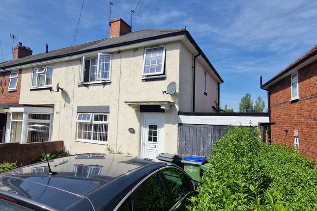 Thumbnail Semi-detached house to rent in Slatch House Road, Smethwick