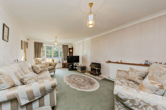 143, Sandbach Road North, Stoke-on-Trent photo 4