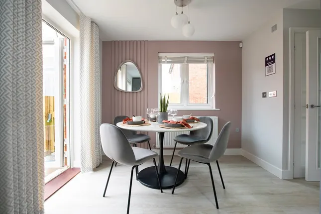 Taylor Wimpey - Elgar Place