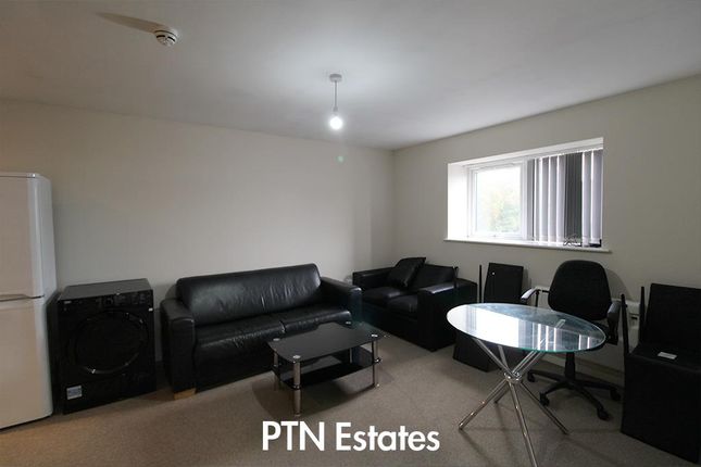 241 High Street, Kingswinford photo 3