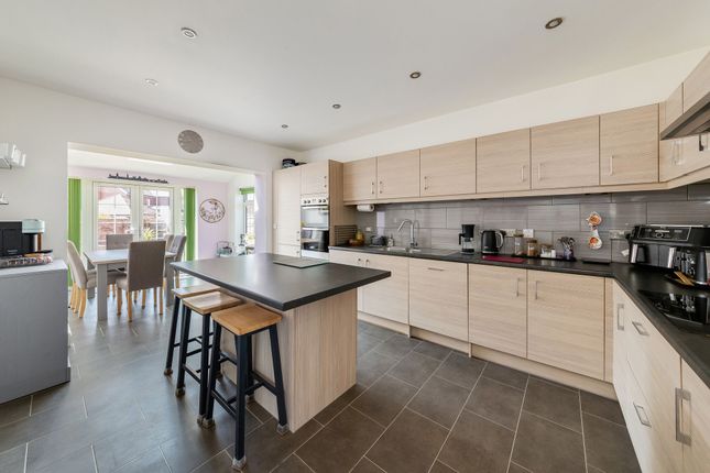 11 Holly Lane, Abingdon photo 2