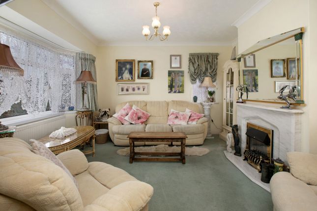 52, Woodland Avenue, Teignmouth photo 4