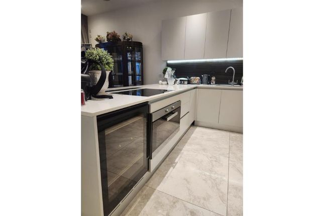 Flat for sale in Juniper Drive, London