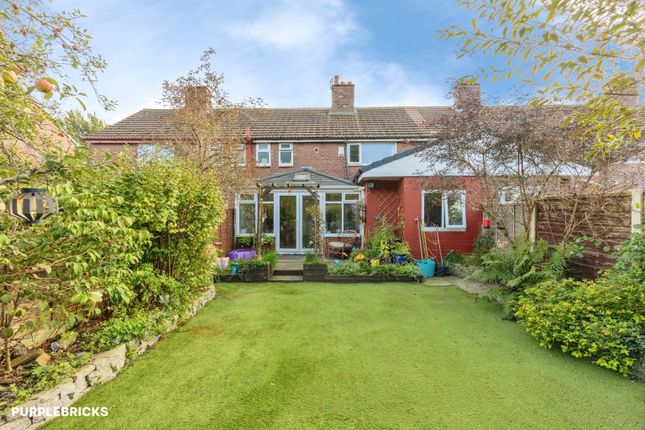 31, Downshaw Road, Ashton-under-Lyne photo 2