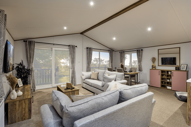 2025 Willerby Boston, Mains Of Taymouth, Kenmore photo 4