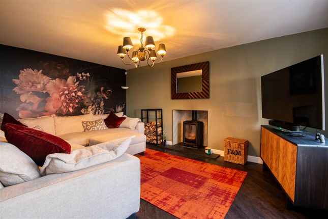 15, Swallowfield, Preston photo 2
