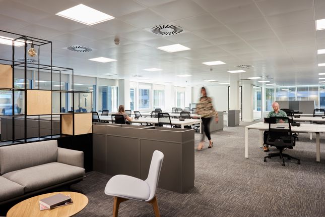 Thumbnail Office to let in Hx4, Harbour Exchange, London