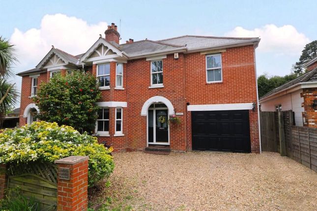 4-bed house on Costelles, Bridge Road, Southampton, £395,000