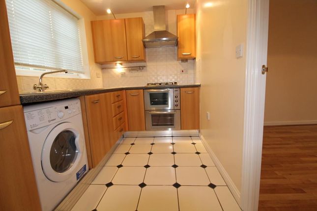 11 Merle Way, Cambridge, Lower Cambourne photo 3