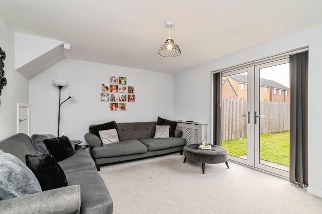 10, Piggott Avenue, Nottingham photo 2
