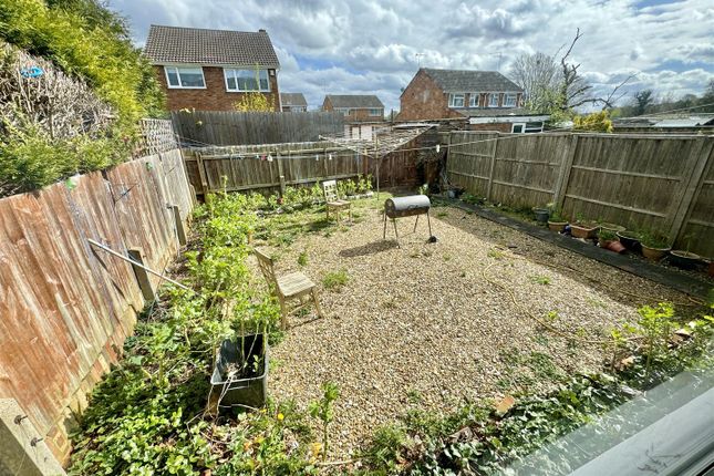 Sundon Park Road, Luton LU3, 3 bedroom semi-detached house for sale ...