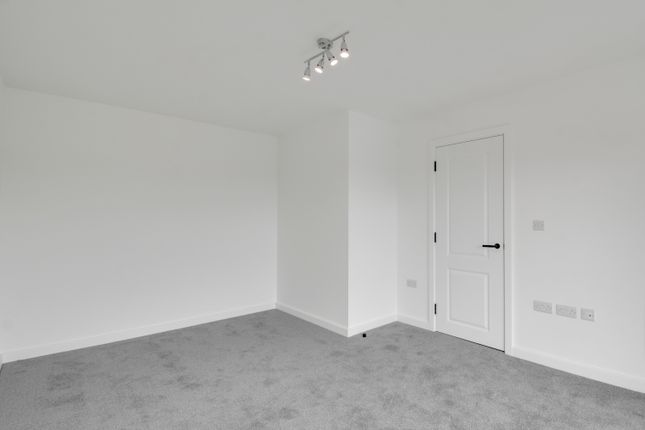 127C, High Street, Rayleigh photo 4