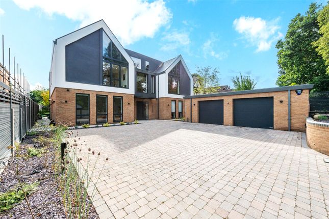 Thumbnail Detached house to rent in Worlds End Lane, Chelsfield, Kent