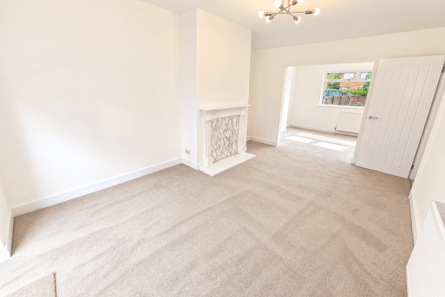 215 Wilbraham Road, Fallowfield, Manchester photo 4