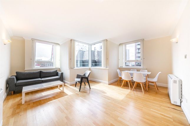 Flat to rent in Aegon House, 13 Lanark Square, Canary Wharf, London