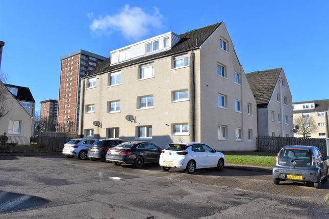Flat to rent in Crown Avenue, Clydebank, Glasgow