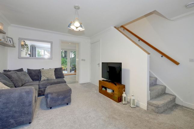 36, Cuckmere Close, Hailsham photo 2