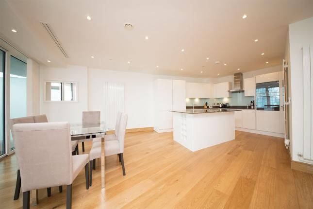 Flat to rent in Arena (Baltimore) Tower, 25 Crossharbour Plaza, Canary Wharf