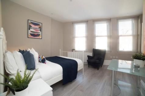 Thumbnail Studio to rent in Finchley Road, London