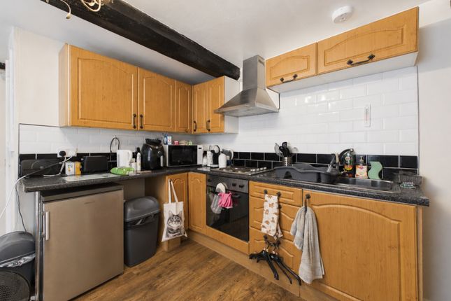 Flat 1, 46 High Street, Tewkesbury photo 2