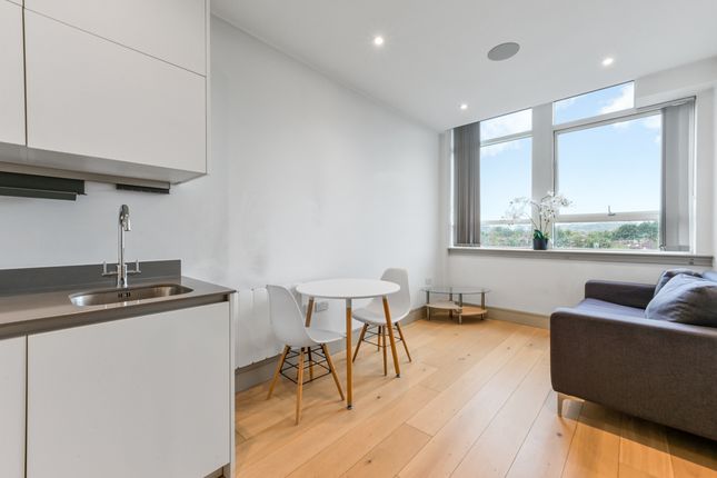 Bedroom flats and apartments to rent in North Harrow Zoopla