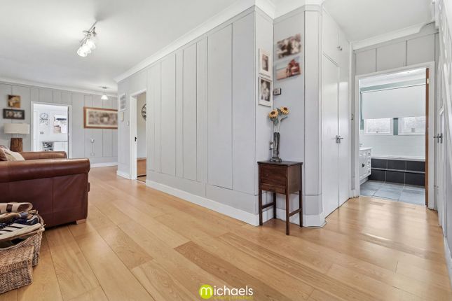 3, Hunters Court, Manningtree photo 3