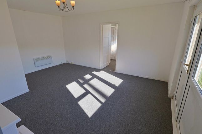 63, Aldrich Avenue, Coventry photo 4
